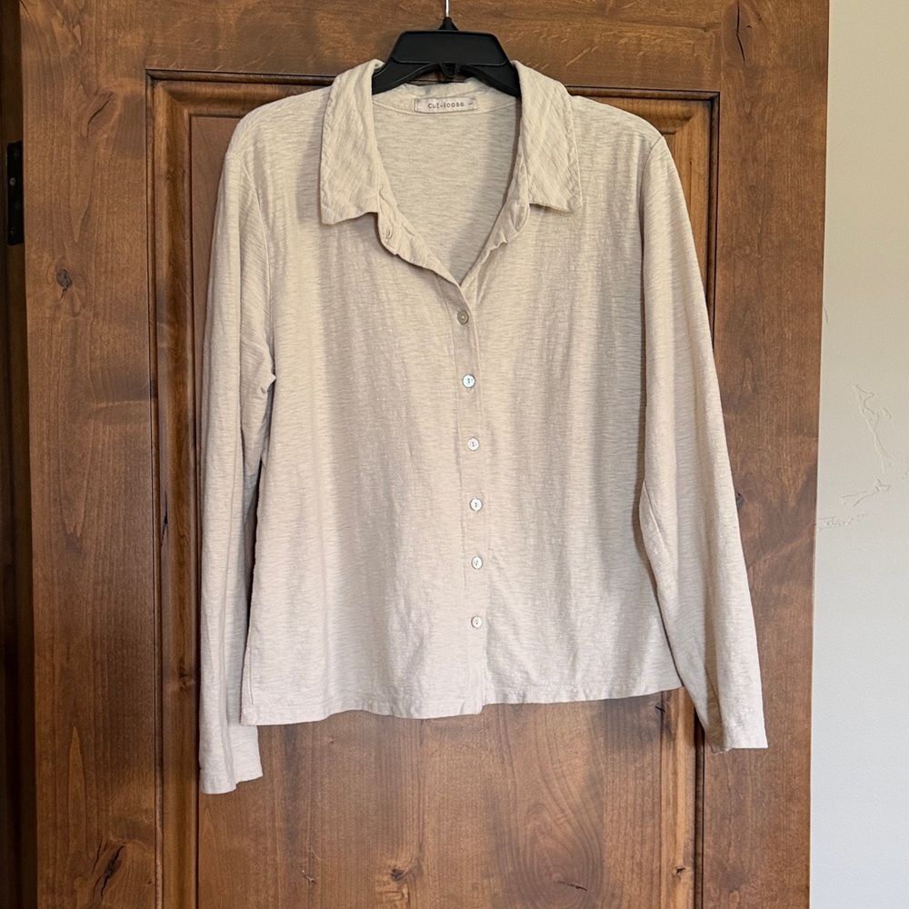 Cut loose button down